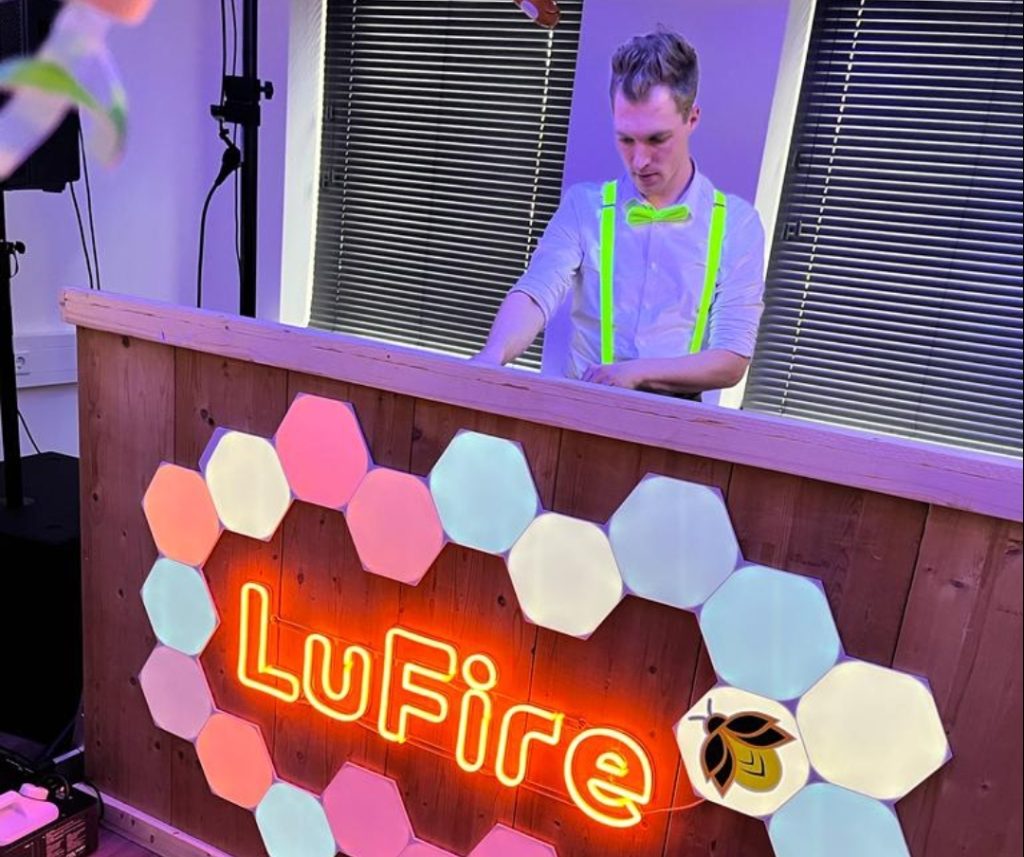 LuFire Experiences | DJ LuFire - Drive in show LuFire
